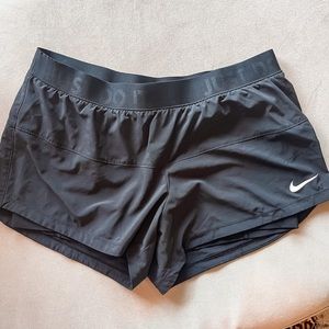Nike | Women’s Tennis Dri-Fit Shorts
